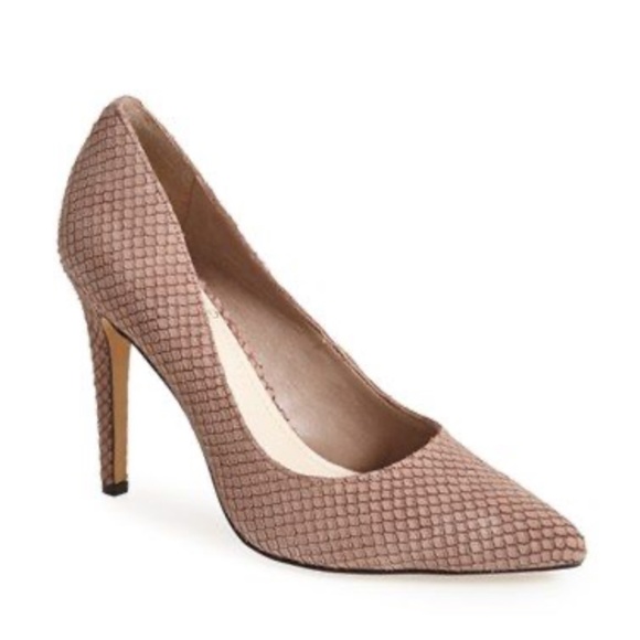 Vince Camuto “Kain”Pump, textured leather, size 9 - Picture 1 of 5